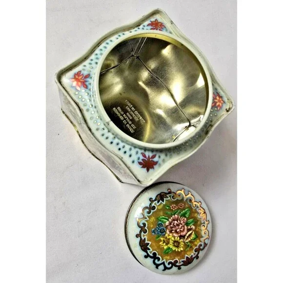 Vintage Daher Biscuit Tin Romance In The Forest Scene 4 1/2" - Picture 16 of 16